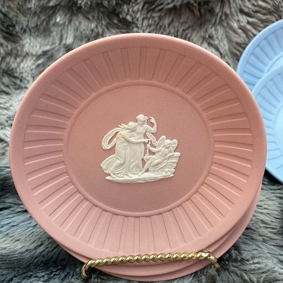 Set of Wedgwood Jasper Vintage Mini Plates - Picture 10 of 16